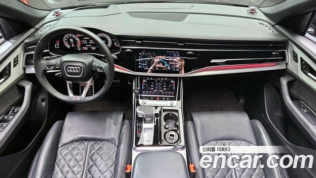 Audi Q7 2023 — ფოტო 7/20