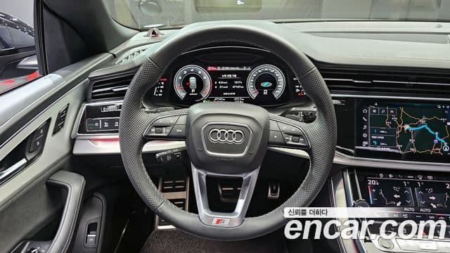 Audi Q7 2023 — ფოტო 13/20