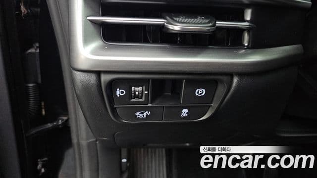 Hyundai Grandeur 2023 — Фото 16/20