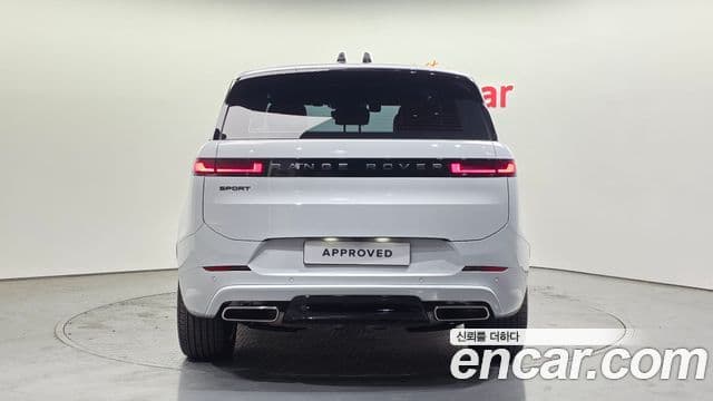 Land Rover Range Rover Sport 2025 — ფოტო 7/20