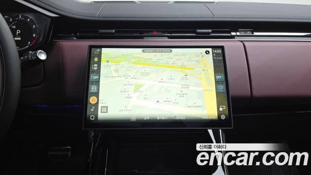 Land Rover Range Rover Sport 2025 — ფოტო 14/20