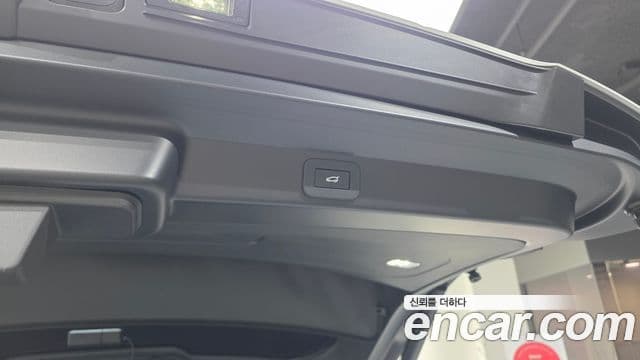 Land Rover Range Rover Sport 2025 — ფოტო 20/20
