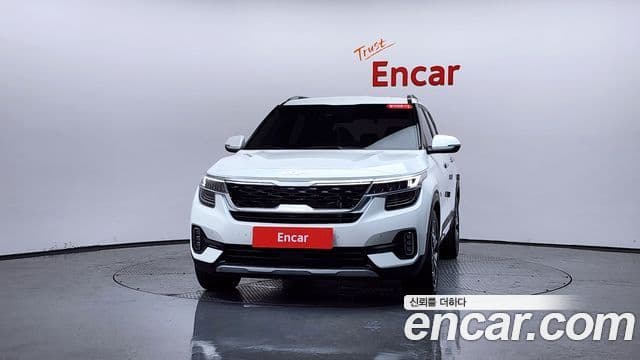 Kia Seltos 2022 — ფოტო 3/20