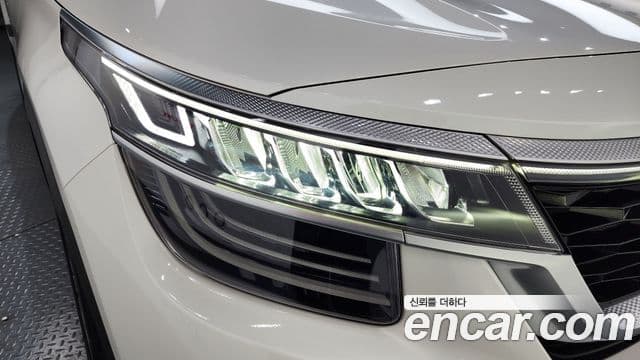 Kia Seltos 2022 — Photo 15/30