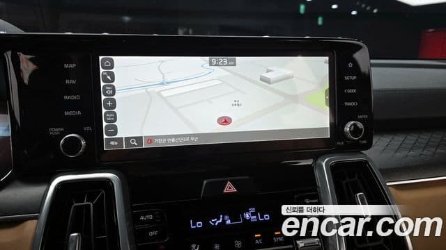 Kia Sorento 2022 — Şəkil 15/20
