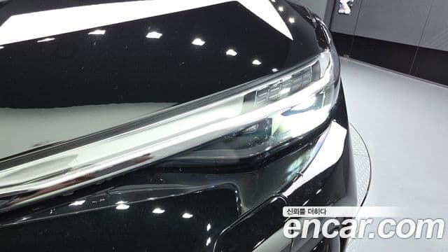 Audi Q5 2025 — ფოტო 28/36