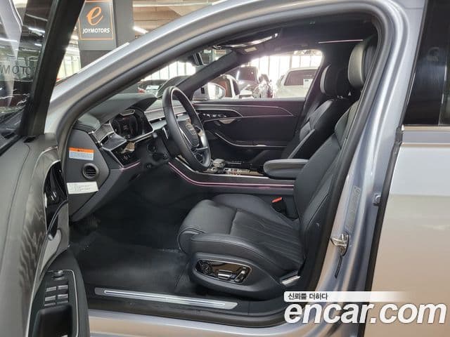 Audi A8 2023 — Şəkil 8/20