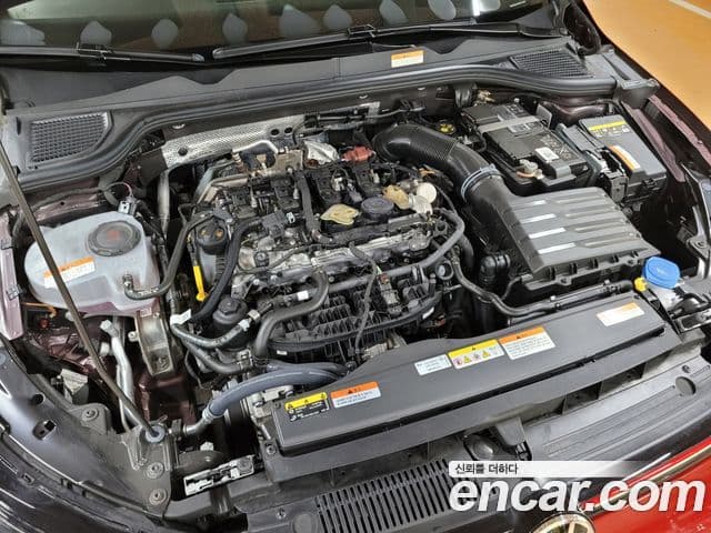 Volkswagen Golf 2023 — Şəkil 6/20