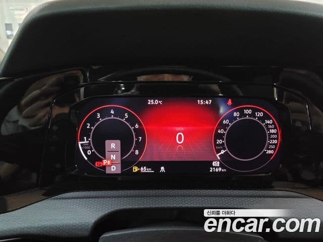 Volkswagen Golf 2023 — Şəkil 8/20