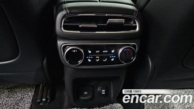 Genesis GV80 2021 — Şəkil 19/20
