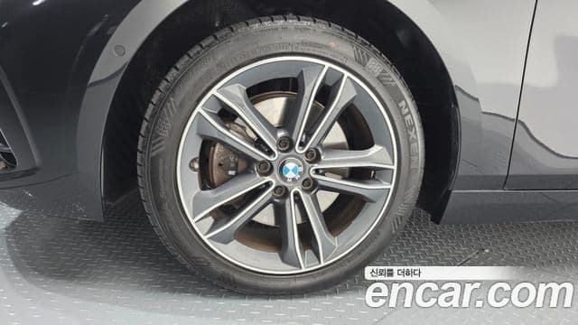 BMW 1 Series 2021 — Şəkil 5/20