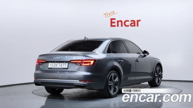 Audi A4 2019 — ფოტო 2/20