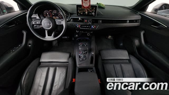Audi A4 2019 — ფოტო 7/20