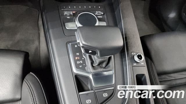 Audi A4 2019 — ფოტო 9/20