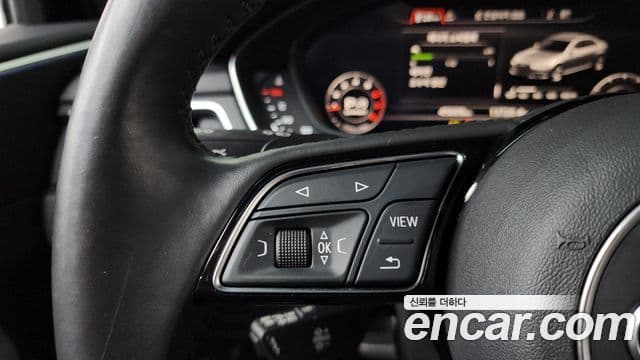 Audi A4 2019 — ფოტო 17/20