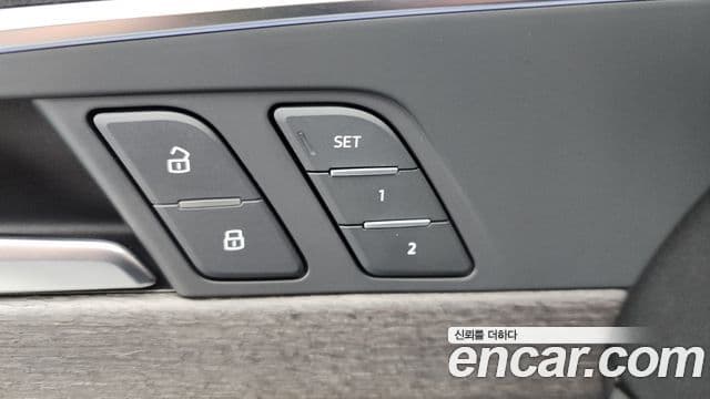 Audi A4 2019 — ფოტო 19/20