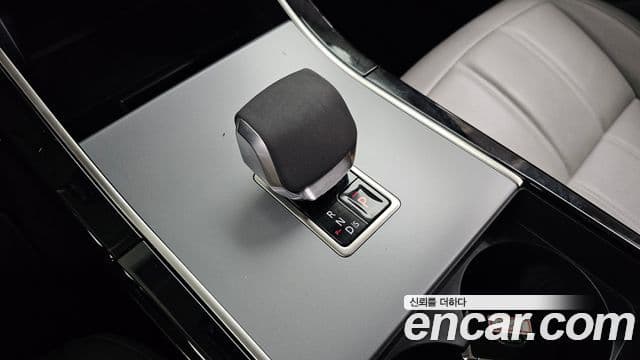 Land Rover Range Rover Evoque 2024 — Şəkil 9/20