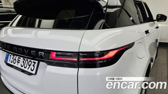 Land Rover Range Rover Evoque 2024 — Photo 24/33