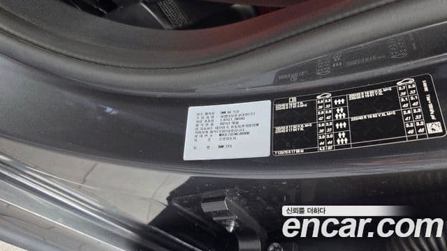 BMW 1 Series 2021 — ფოტო 29/34
