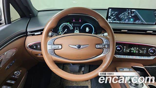 Genesis GV70 2023 — Şəkil 13/20