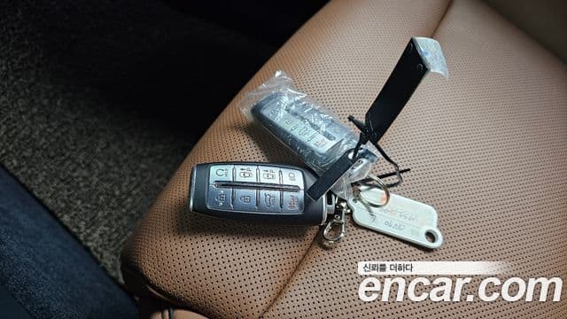 Genesis GV70 2023 — Şəkil 15/20