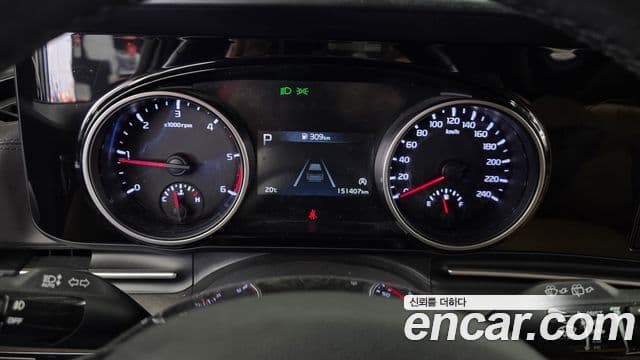 Kia Carnival 2021 — Şəkil 8/20