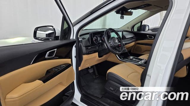 Kia Carnival 2021 — Şəkil 10/20