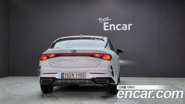 Kia K5 2021 — ფოტო 4/20
