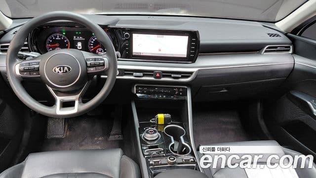Kia K5 2021 — ფოტო 7/20