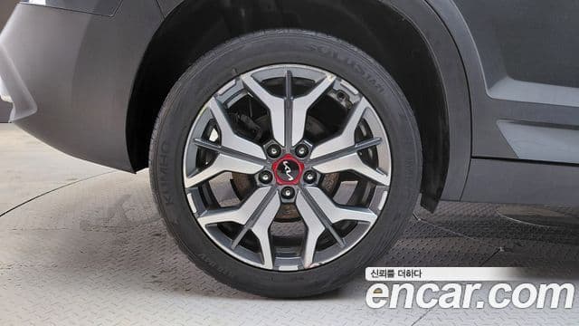 Kia Seltos 2022 — ფოტო 5/20