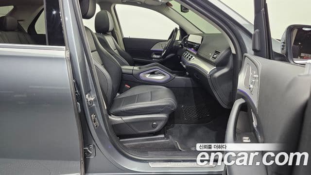 Mercedes-Benz GLE-Class 2021 — ფოტო 11/20