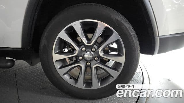 Jeep Grand Cherokee 2018 — Photo 14/30