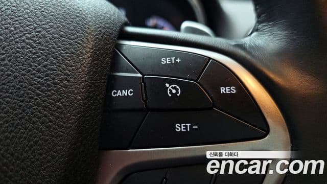 Jeep Grand Cherokee 2018 — Photo 23/30