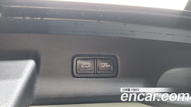 Kia Carnival 2021 — Şəkil 19/20