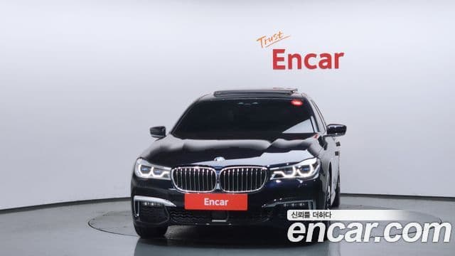 BMW 7 Series 2018 — Фото 3/20