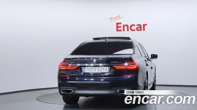 BMW 7 Series 2018 — Фото 4/20