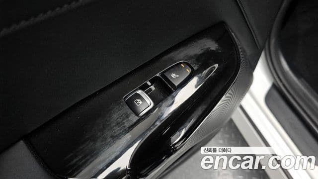 Kia K5 2023 — Şəkil 17/20