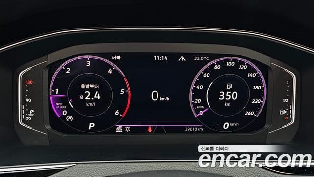 Volkswagen Passat GT 2022 — Şəkil 10/37
