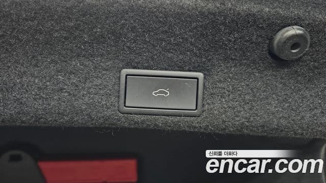 Volkswagen Passat GT 2022 — Şəkil 24/37