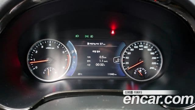 Kia Seltos 2019 — Şəkil 8/20