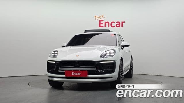 Porsche Macan 2023 — Şəkil 3/20