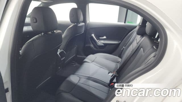 Mercedes-Benz A-Class 2025 — Şəkil 19/20