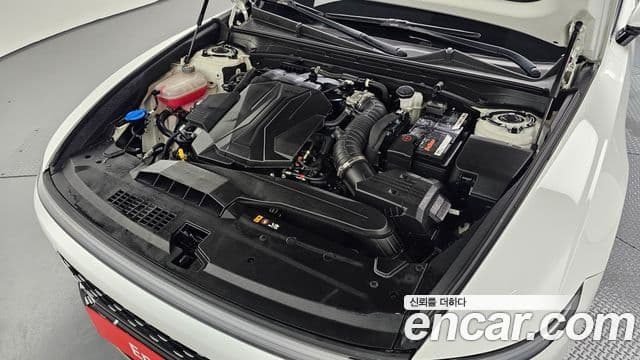 Hyundai Grandeur 2023 — ფოტო 6/20