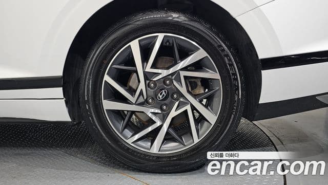 Hyundai Grandeur Hybrid 2023 — Şəkil 23/30
