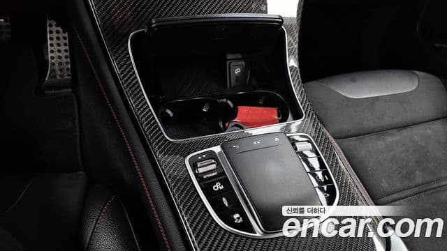 Mercedes-Benz GLC-Class 2020 — Photo 20/35