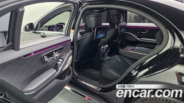 Mercedes-Benz S-Class 2021 — Photo 30/39