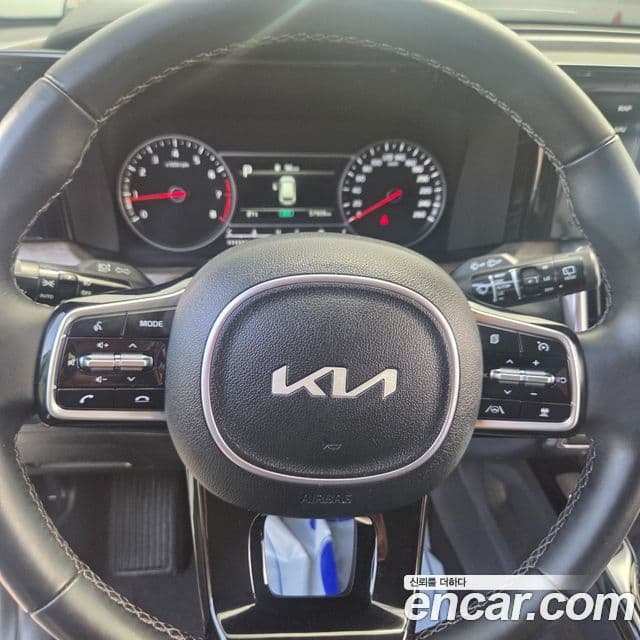 Kia Sorento 2022 — Şəkil 7/14