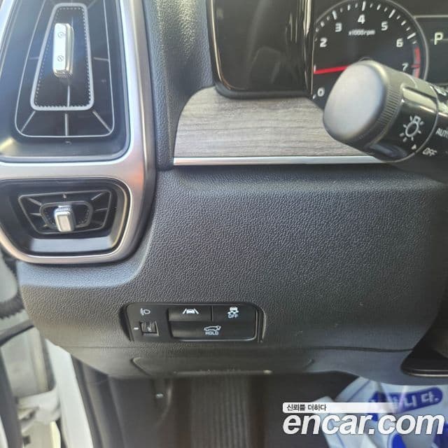 Kia Sorento 2022 — Şəkil 11/14