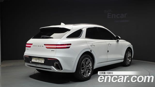 Genesis GV70 2022 — ფოტო 2/20