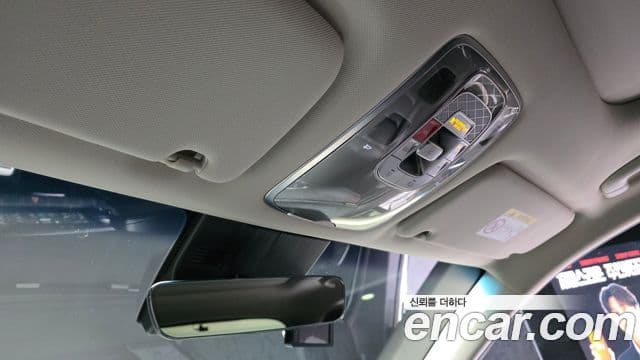 Genesis GV70 2022 — ფოტო 18/20